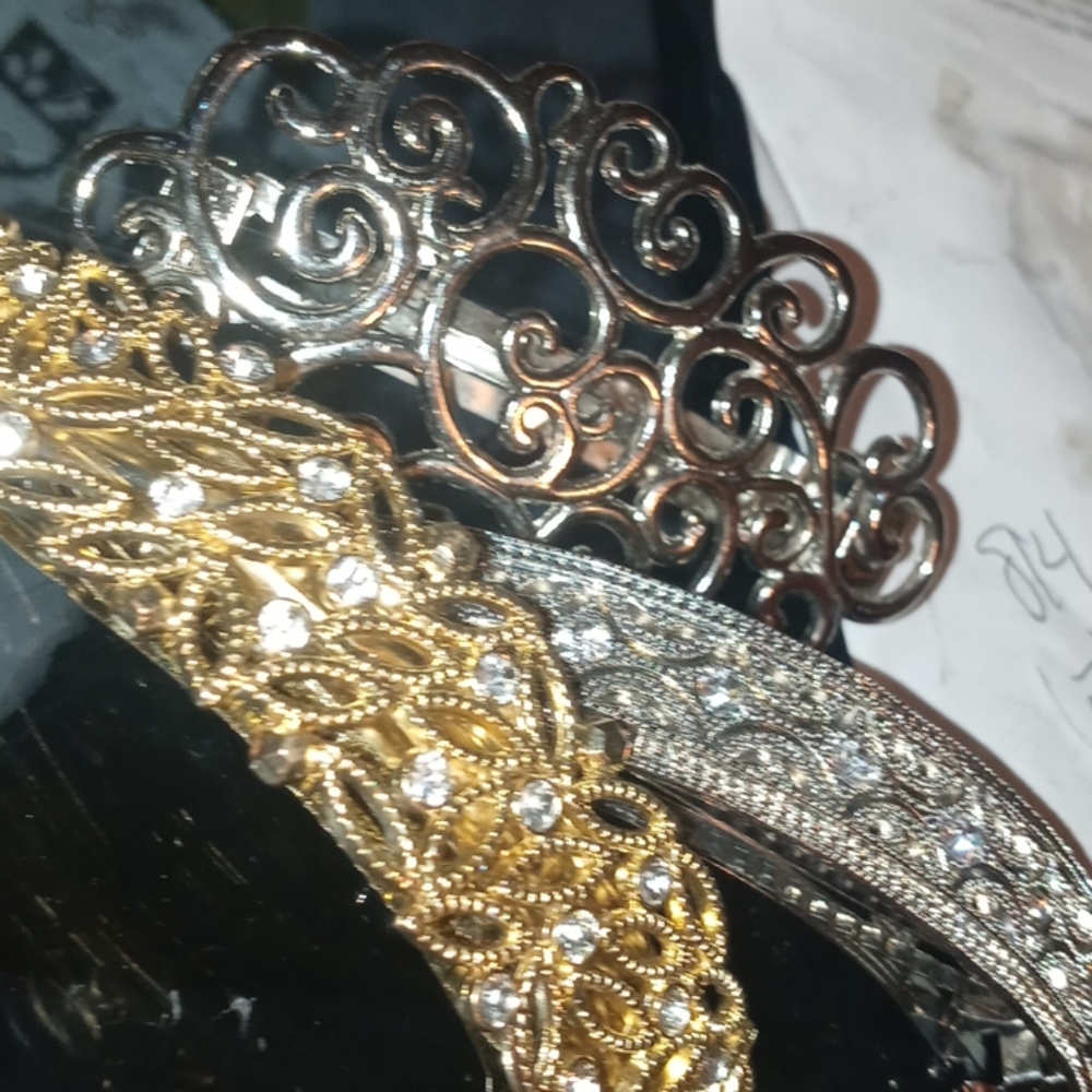 Vintage hair accessories